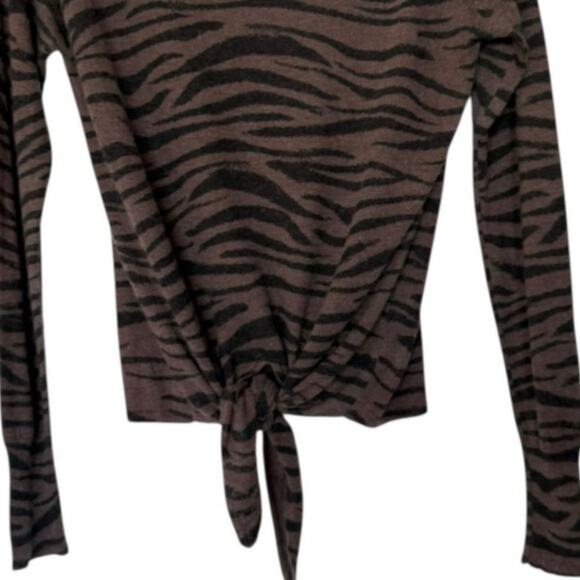 Olivaceous Crew Neck Long Sleeve Shirt Zebra Print Size Medium Brown & Black - Picture 5 of 11